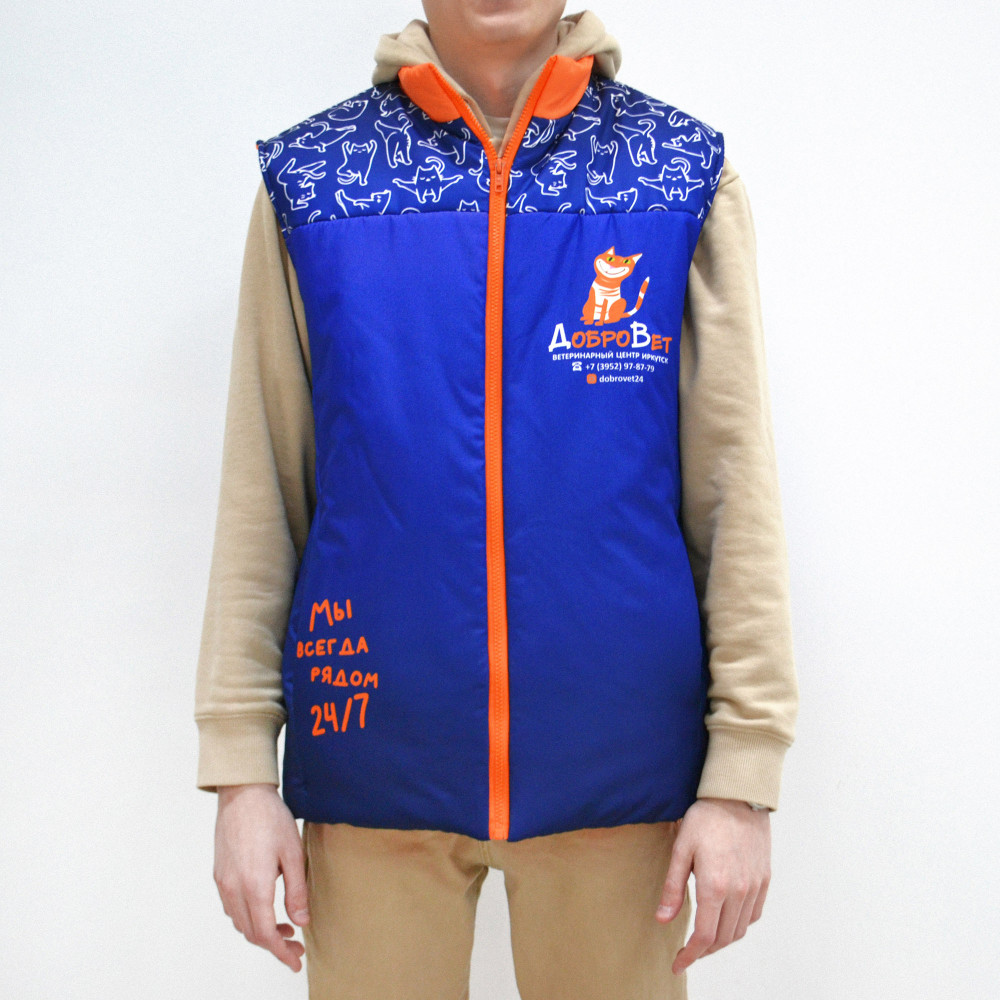 фирменный брендированый жилет