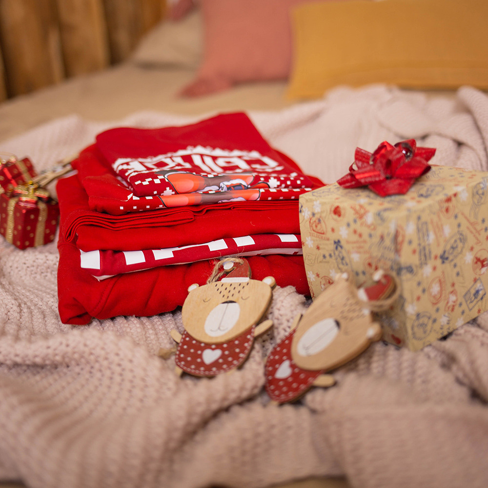 Цветные футболки