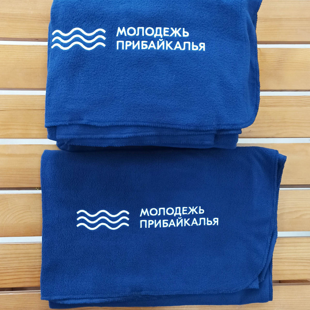 вышивка на пледах