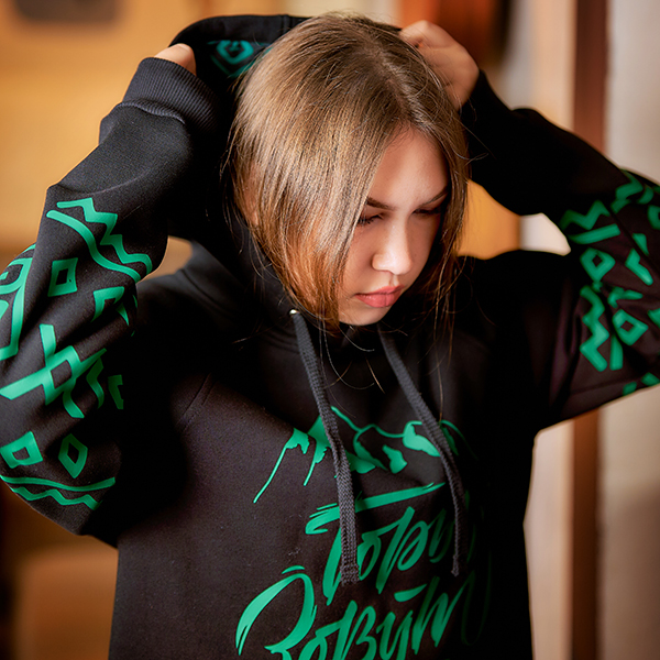 толстовка с печатью